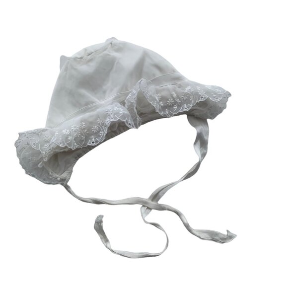 Vintage Baby Heirloom Lace Floral Embroidered Bonnet - Picture 1 of 9